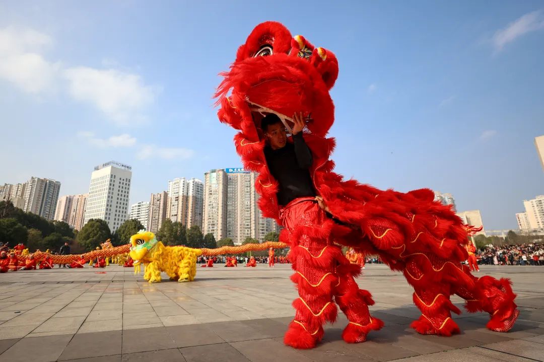  Karsa重返赛场，锐不可当首场状态出色，拜仁观众沸腾！