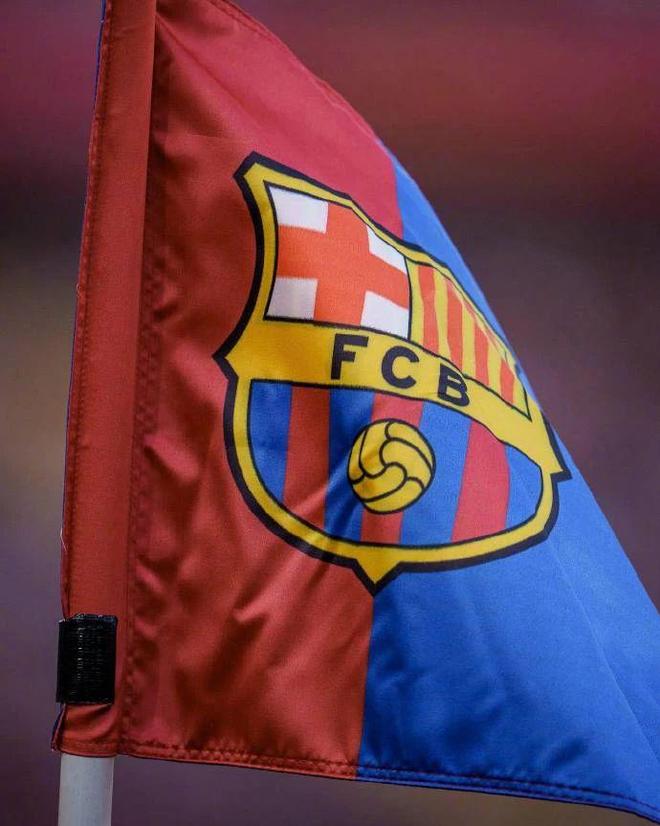 关于里程碑夜巴塞罗那调整名单，西甲转会期刷纪录，球迷炸锅，阵容厚度经受考验的信息