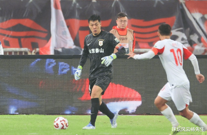 爱游戏官网关于赛地聚焦：中超今夜热度飙升；山东男篮更衣室发声；信心回归；数据趋势出现新变化的信息