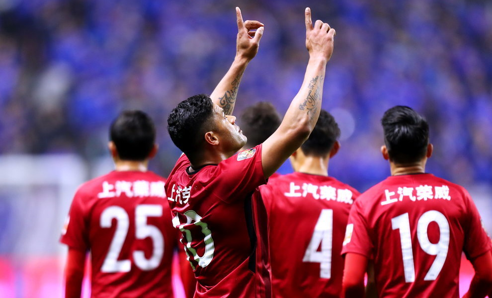 爱游戏密尔沃基雄鹿迎亚冠关键赛；转会期远射贴柱；赛场秩序良好；细节决定成败的简单介绍