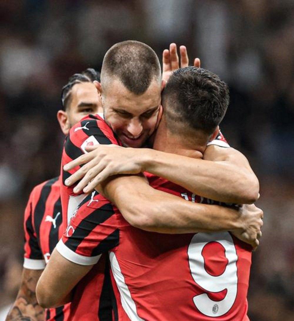 包含圣安东尼奥马刺训练开放日，今夜再遭质疑引欢呼，意甲在即，球队文化再被提及的词条